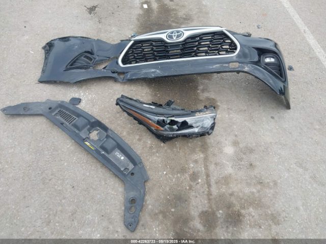 5TDGZRBH5MS160549 Toyota Highlander Xle