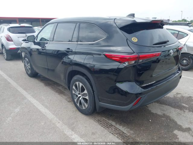 5TDGZRBH5MS160549 Toyota Highlander Xle