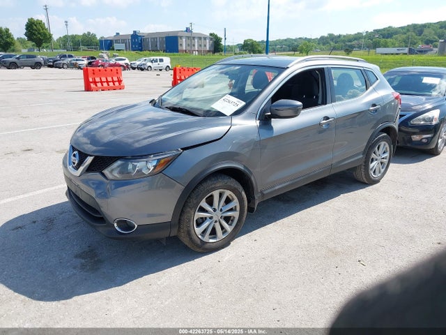 JN1BJ1CP1JW105295 Nissan Rogue Sport Sv