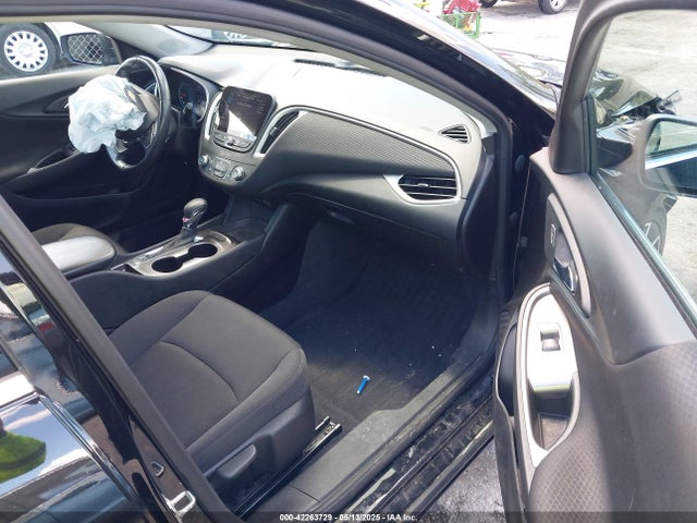 1G1ZG5ST4NF207849 Chevrolet Malibu Fwd Rs