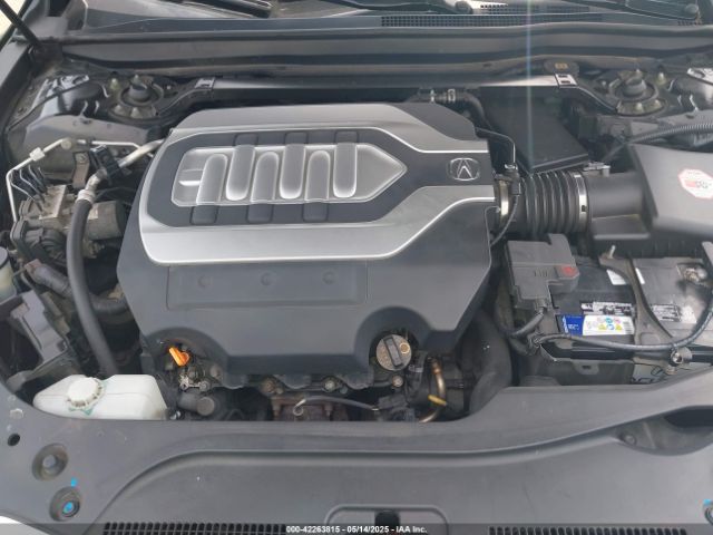 JH4KC1F90EC002962 Acura RLX