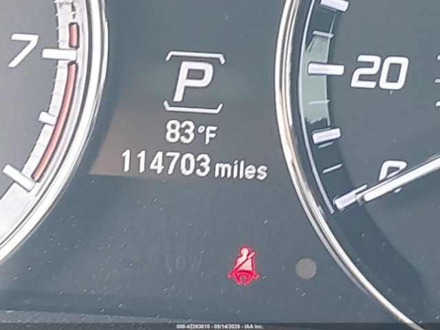 JH4KC1F90EC002962 Acura RLX