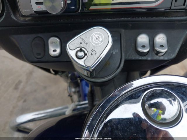 2006 HARLEY-DAVIDSON FLHTCUI 1HD1FCW166Y704751 Photo 10
