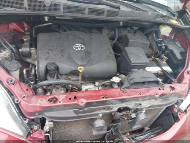 5TDJZ3DC9HS164792 Toyota Sienna Le 7 Passenger
