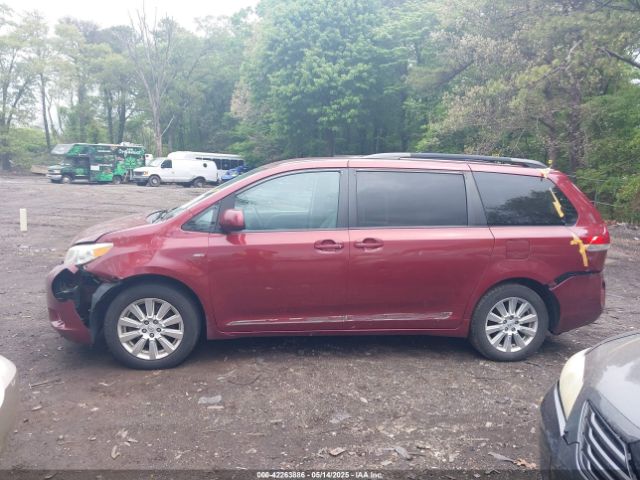 5TDJZ3DC9HS164792 Toyota Sienna Le 7 Passenger