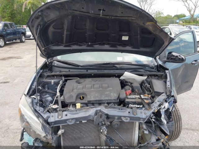 5YFBURHE5JP798469 Toyota COROLLA LE
