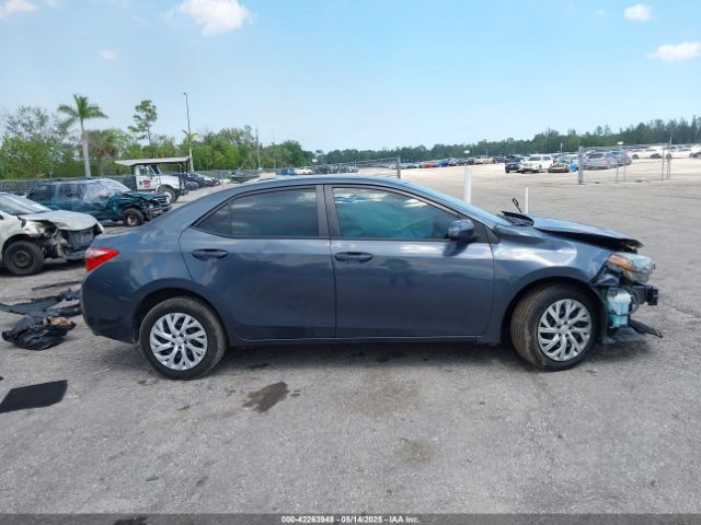 5YFBURHE5JP798469 Toyota COROLLA LE