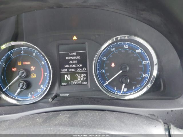 5YFBURHE5JP798469 Toyota COROLLA LE