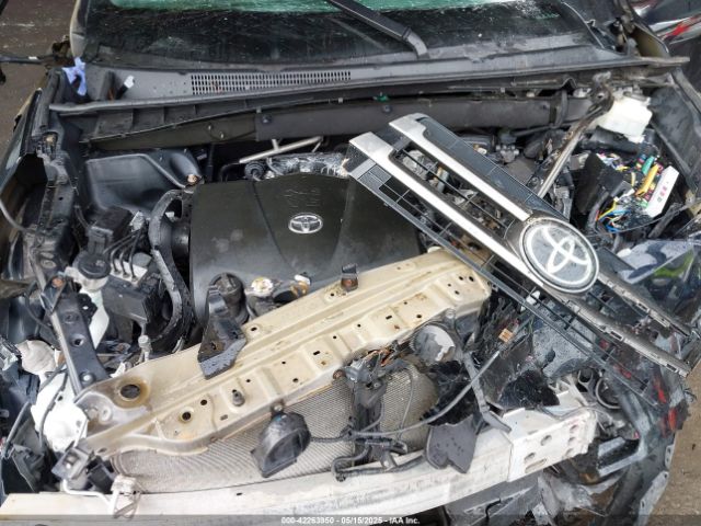 5TDBZRFH2JS855104 Toyota Highlander Le Plus
