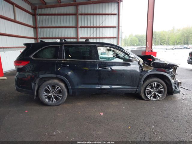 5TDBZRFH2JS855104 Toyota Highlander Le Plus