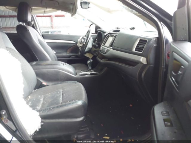 5TDBZRFH2JS855104 Toyota Highlander Le Plus