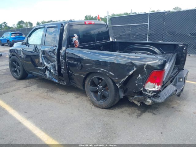 2017 RAM 1500 1C6RR6FT8HS791564 Photo 2