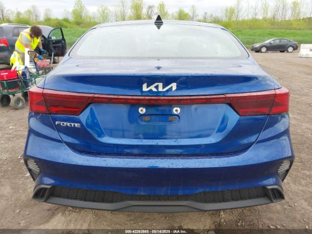 3KPF24AD4PE504193 KIA Forte Lxs