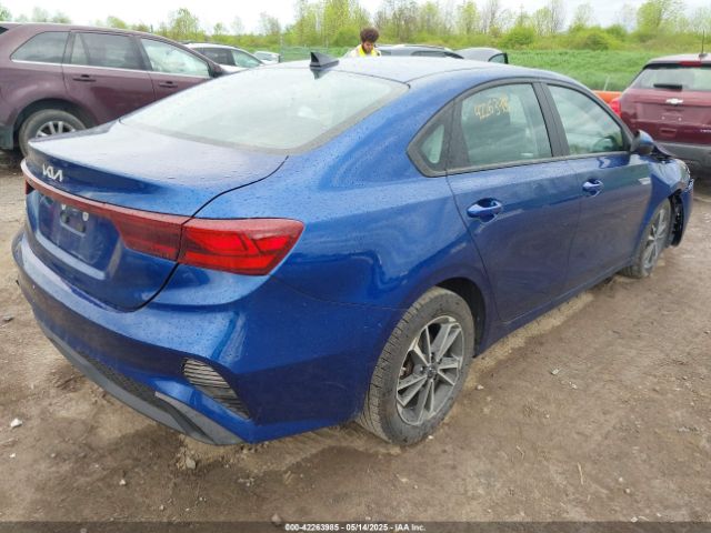 3KPF24AD4PE504193 KIA Forte Lxs