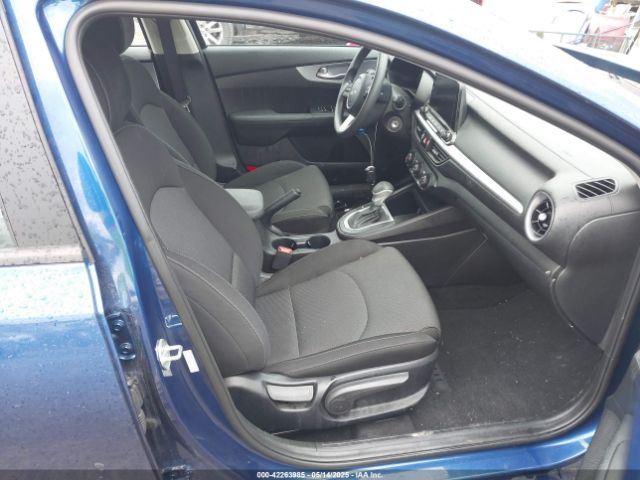 3KPF24AD4PE504193 KIA Forte Lxs