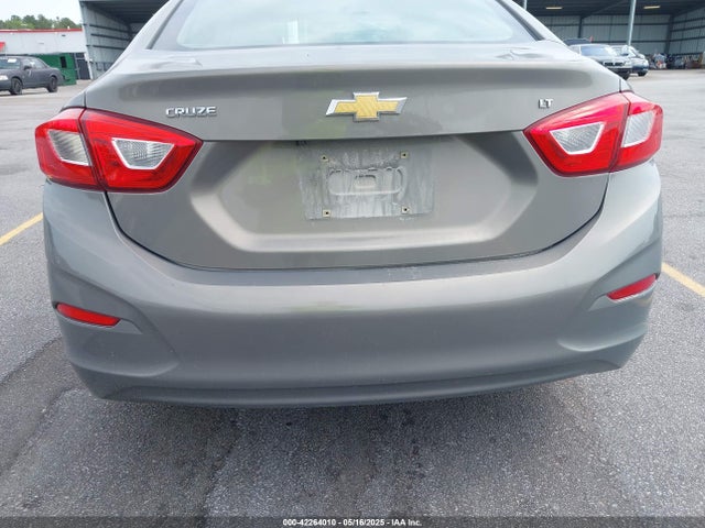 1G1BE5SM5J7241920 Chevrolet Cruze Lt Auto