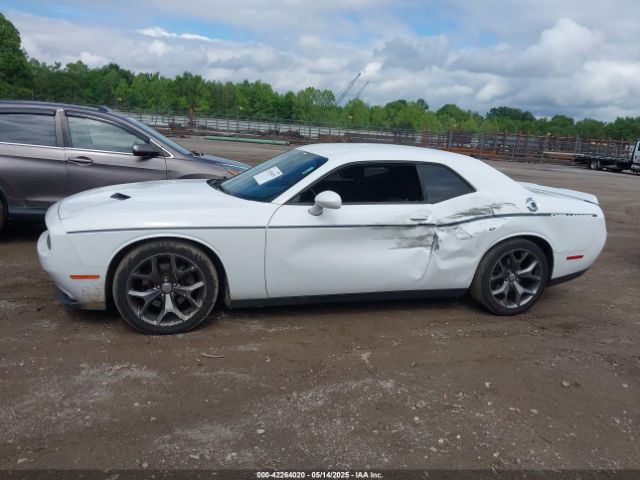 2C3CDZAGXFH774623 Dodge Challenger Sxt