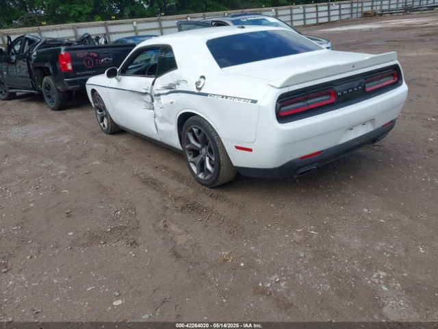2C3CDZAGXFH774623 Dodge Challenger Sxt