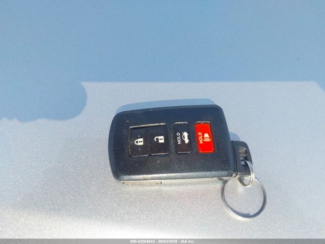 4T1BF1FK9HU759543 Toyota CAMRY XLE