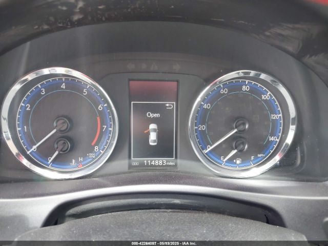 5YFBURHE9JP749582 Toyota COROLLA SE