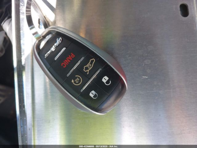 ZARFAECN9J7583081 Alfa Romeo Giulia Ti Sport Rwd