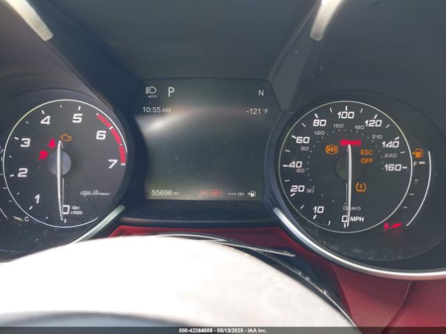 ZARFAECN9J7583081 Alfa Romeo Giulia Ti Sport Rwd