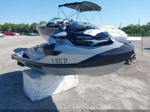 2021 SEADOO GTX-300 LIMITED YDV41183A121