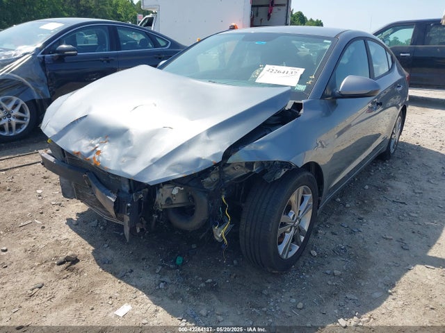 KMHD84LF5HU152826 Hyundai ELANTRA SE