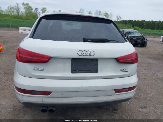 WA1JCCFSXJR019670 Audi Q3 2.0t Premium/2.0t Sport Premium