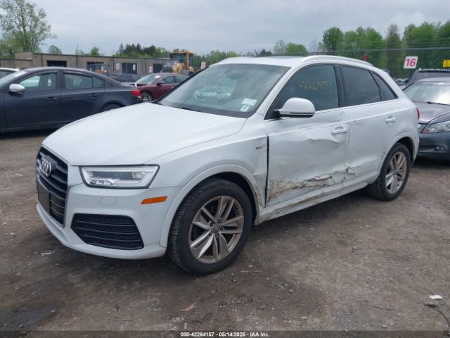WA1JCCFSXJR019670 Audi Q3 2.0t Premium/2.0t Sport Premium