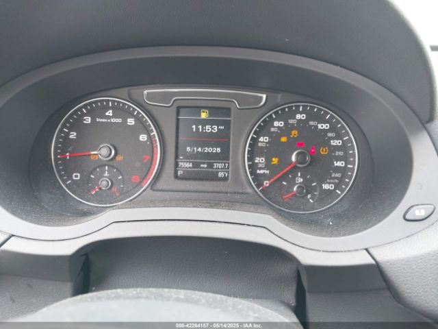 WA1JCCFSXJR019670 Audi Q3 2.0t Premium/2.0t Sport Premium