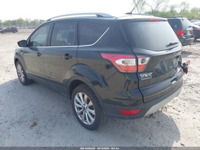 Ford Escape Titanium 2017 1FMCU9JD6HUC82281 Image 3