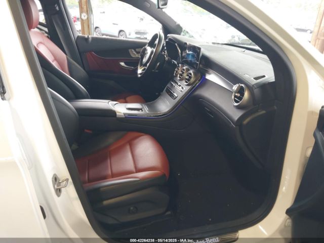 2022 MERCEDES-BENZ GLC 300 W1N0J8EB9NG102183 Photo 4