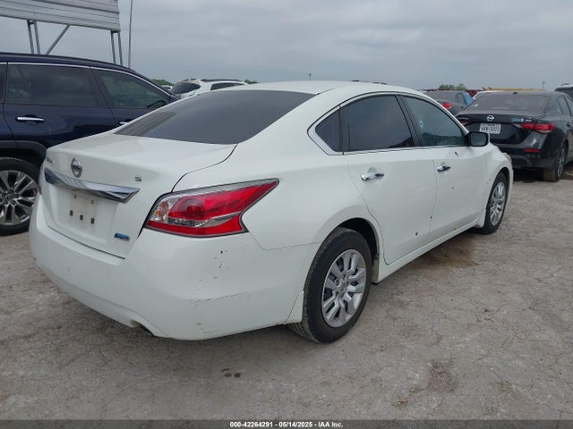 1N4AL3AP8EN205834 Nissan 2014