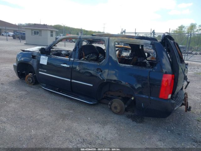 2011 CADILLAC ESCALADE 1GYS4BEF6BR126457 Photo 2