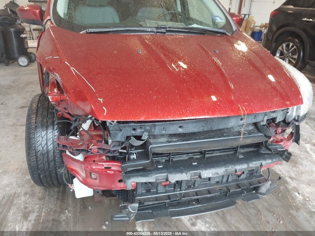 1FMCU9GX0GUC22139 Ford ESCAPE SE