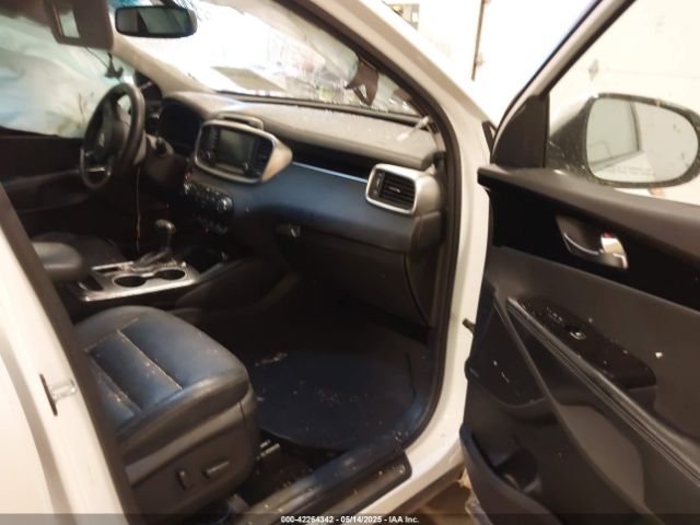 5XYPKDA57GG172993 KIA Sorento 3.3l Sx