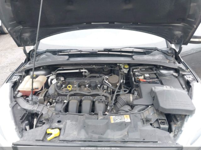 1FADP3K28GL236942 Ford FOCUS SE