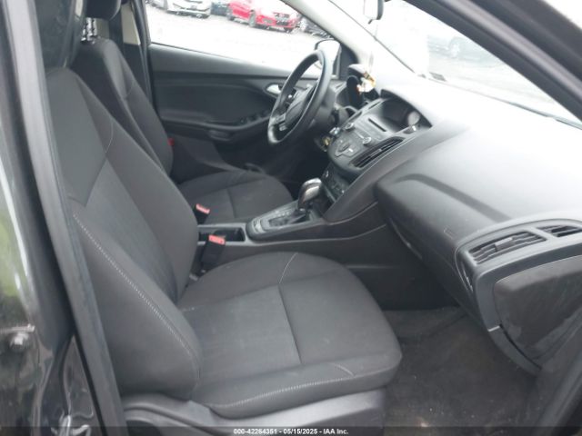 1FADP3K28GL236942 Ford FOCUS SE