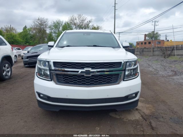 1GNSKJKC2FR598541 Chevrolet Suburban 1500 Lt