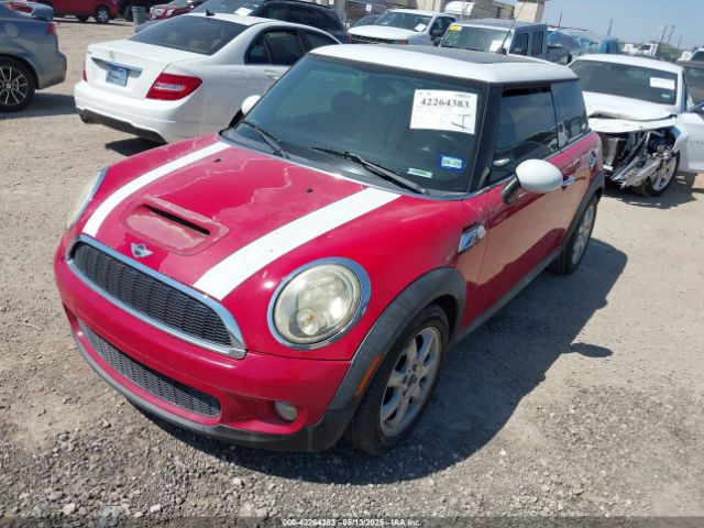 2009 MINI COOPER S WMWMF73569TW86229 Photo 1