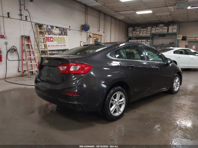 1G1BE5SM4H7153046 Chevrolet Cruze Lt Auto