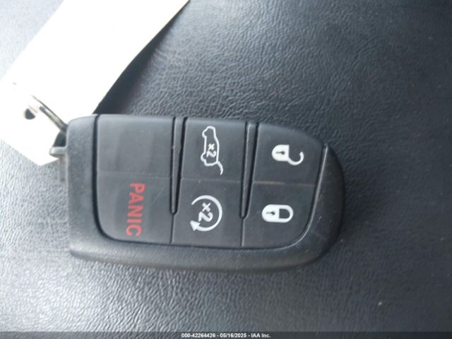 2019 JEEP COMPASS 3C4NJDCB6KT673338 Photo 10