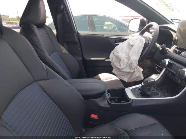 2024 TOYOTA RAV4 HYBRID 4T3E6RFV3RU174035 Photo 4