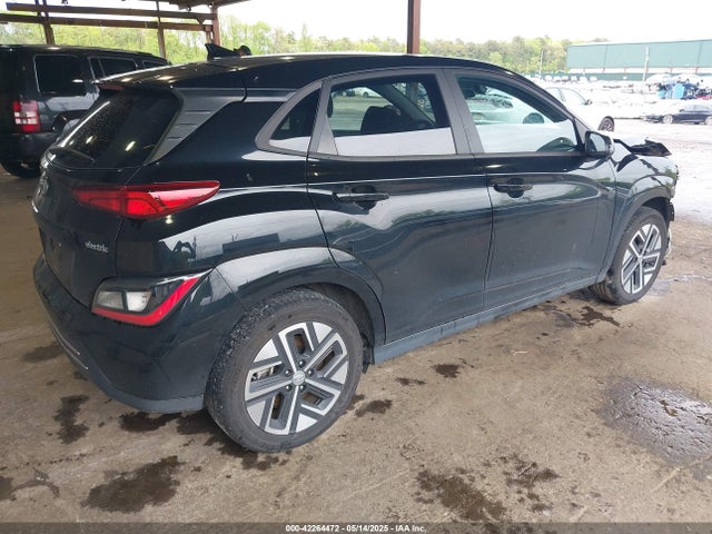 KM8K33AG7NU156867 Hyundai Kona Electric Sel
