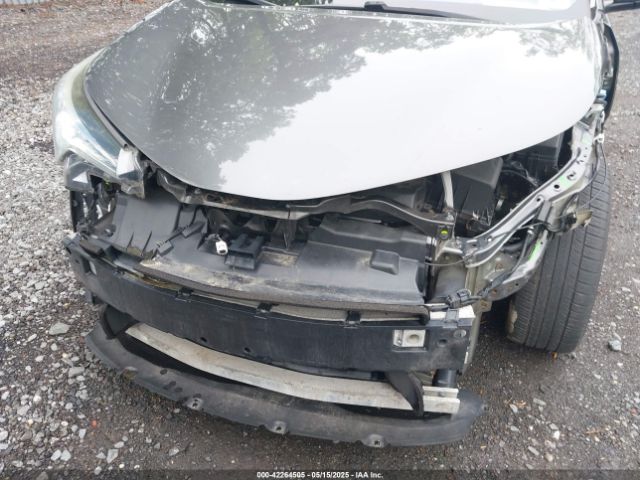 NMTKHMBX7JR042732 Toyota C-HR XLE