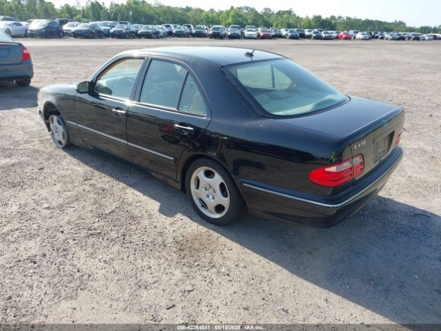 2001 MERCEDES-BENZ E 430 WDBJF70J51X056656 Photo 2