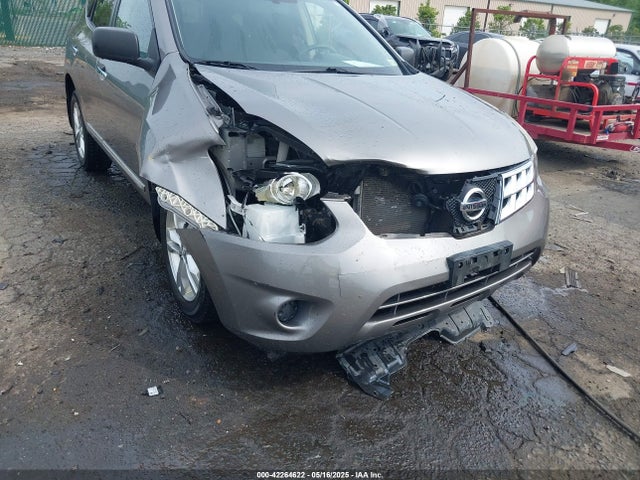 JN8AS5MT4FW657104 Nissan Rogue Select S
