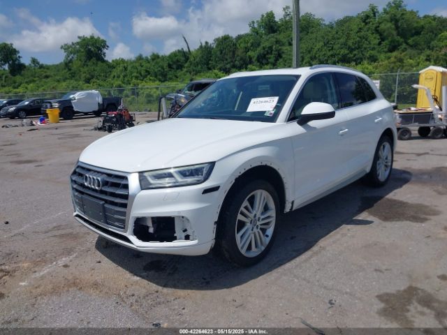 WA1BNAFY4J2006686 Audi Q5 2.0t Premium/2.0t Tech Premium