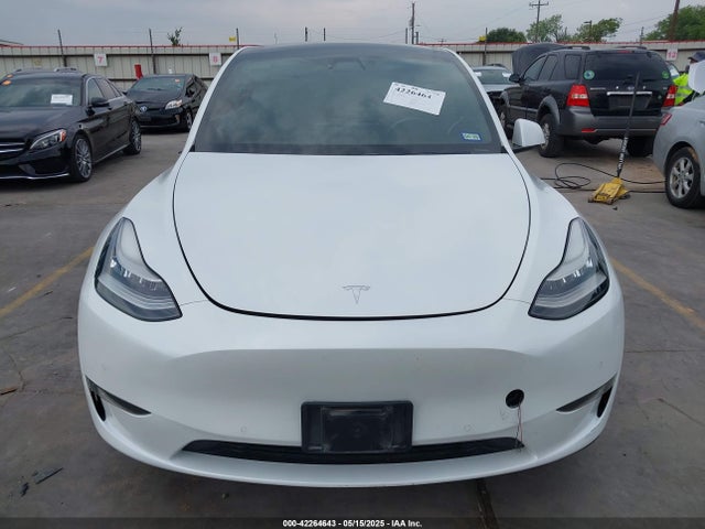 5YJYGDEE8MF069679 Tesla Model Y
